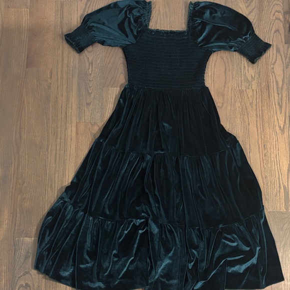 Baltic Born Green Velvet Long Sleeve Dress, Size Small - Picture 3 of 7